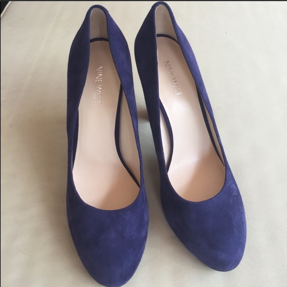 NWOT Nine West Suede Purple Pumps
